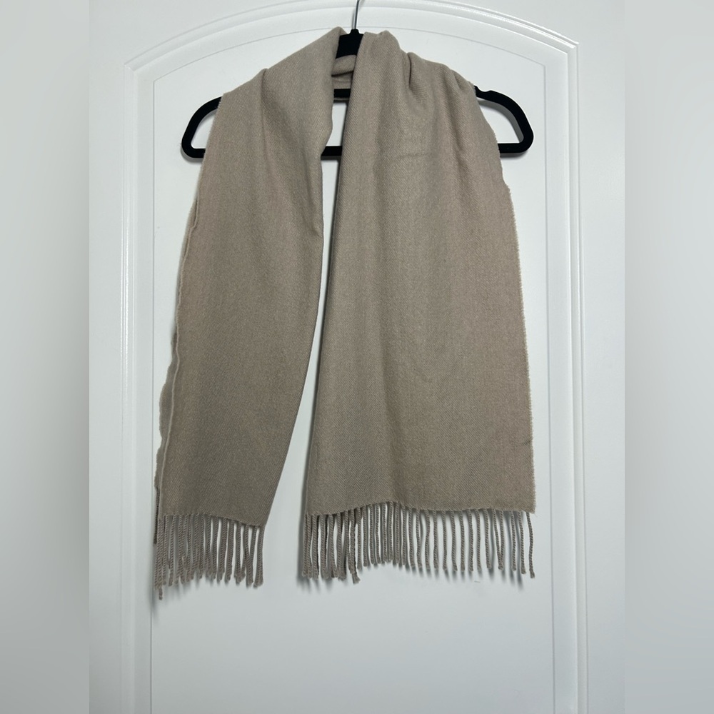 Italian Woolen Treasures Made in Italy Beige Tan 100% Merino Wool Fringe Scarf
